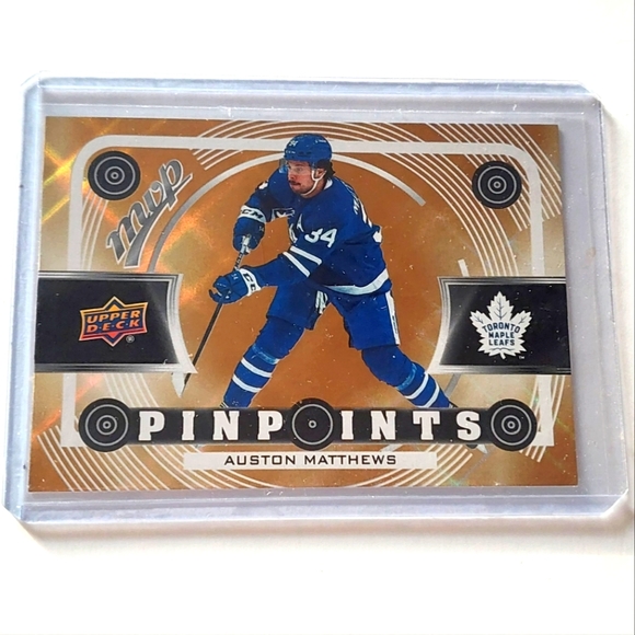 Auston Matthews Toronto Maple Leafs MVP Gold Pinpoints 2022/23 - Picture 1 of 2